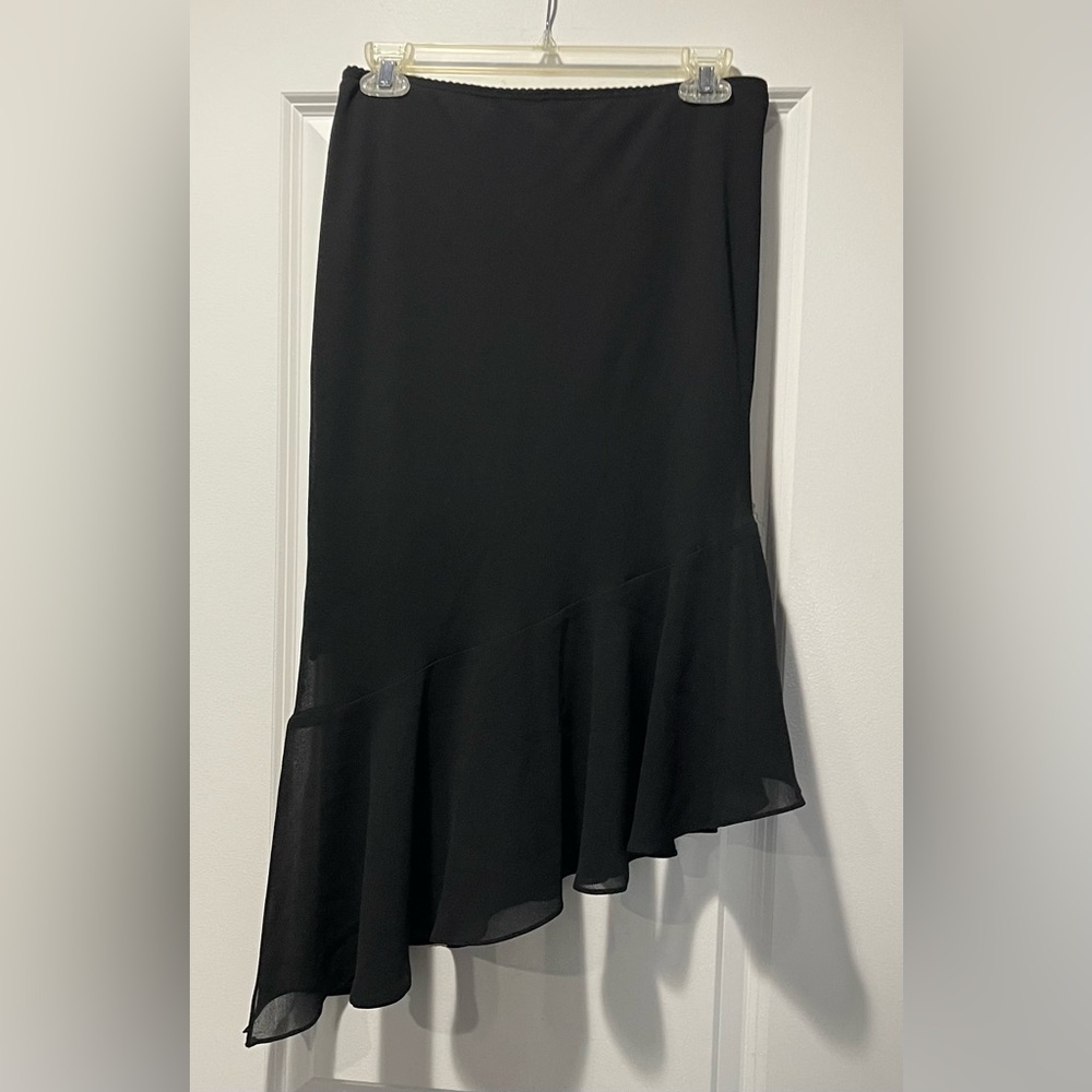 Black skirt with see-through ruffle